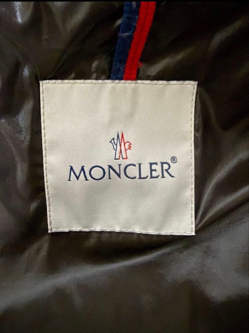 Y*K様 MONCLER ネイビー ダウンベスト