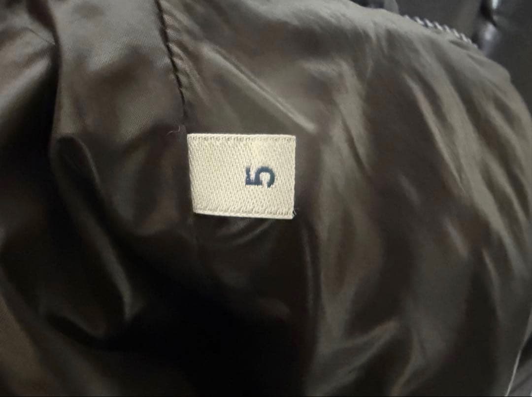 Y*K様 MONCLER ネイビー ダウンベスト