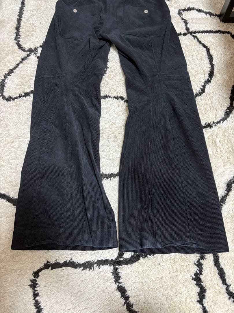 パンツ Omar afridi Knee Darted Flare Trousers