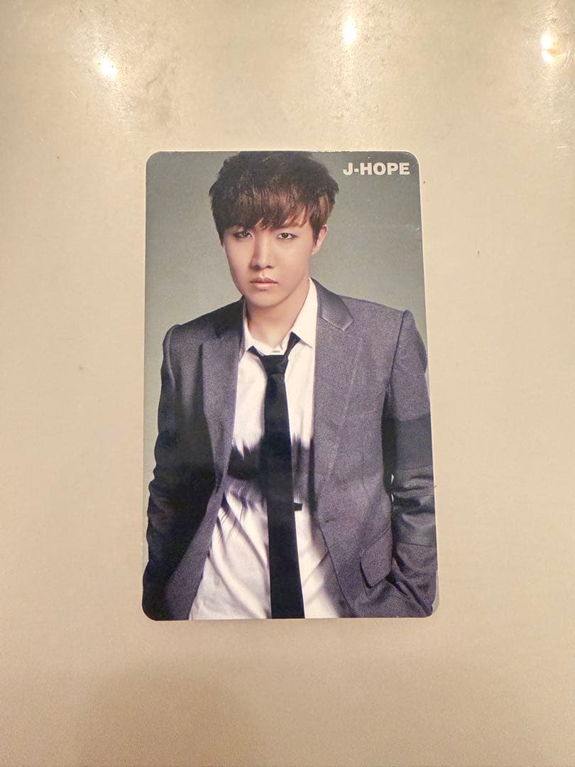 BTS「BOY IN LUV」CD＋DVD➕トレカ J-HOPE