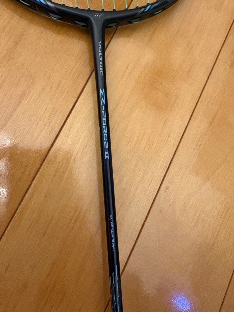 YONEX ボルトリックZフォース2