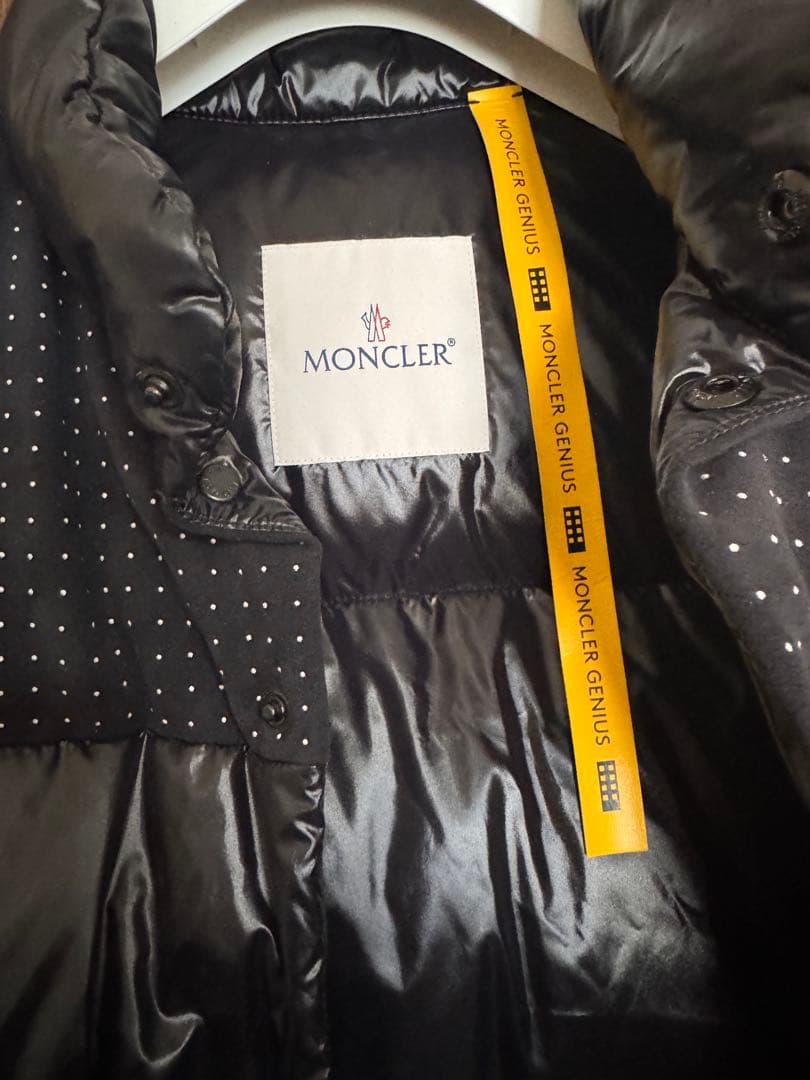 ヨ*シ様 MONCLER GENIUS × FRAGMENT ダウンベスト 黒