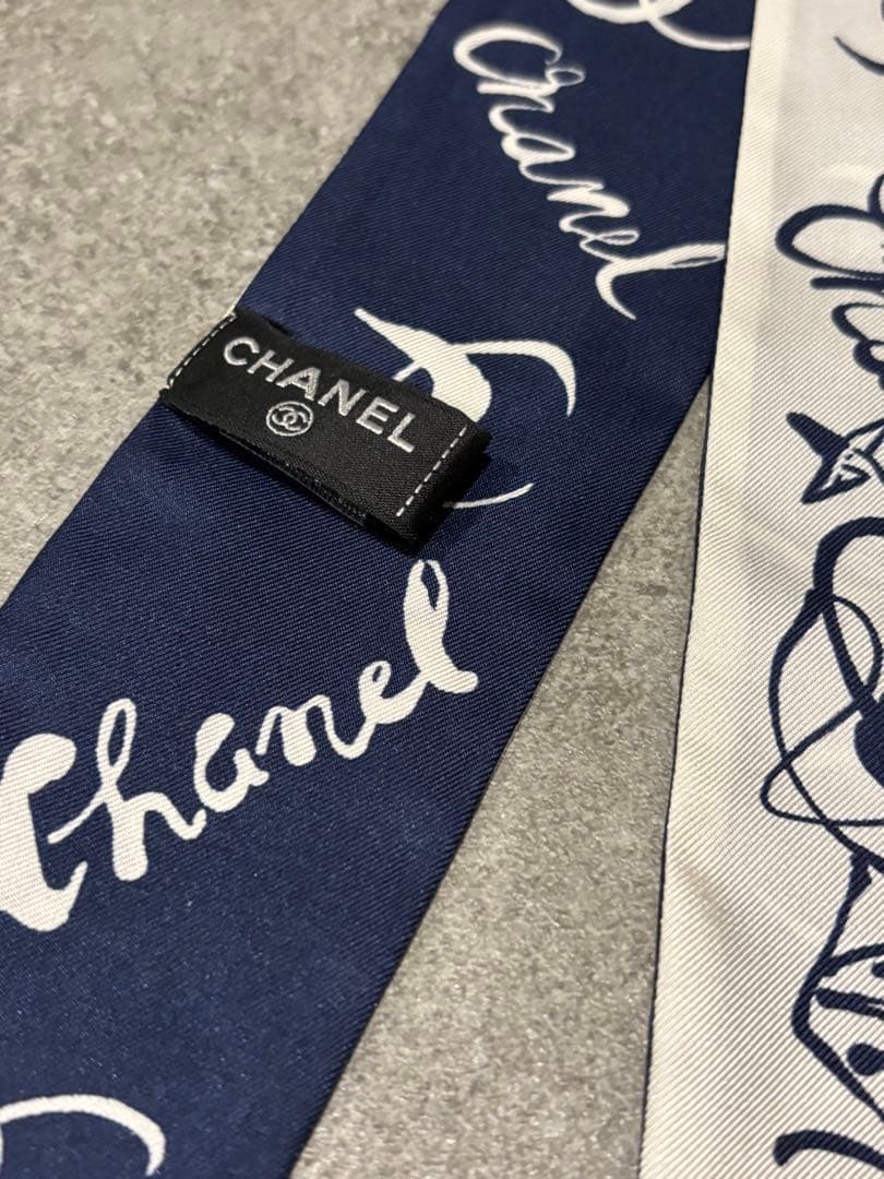 値下げ！CHANELシャネルリボンスカーフヘアバンドネイビーホワイトココマーク