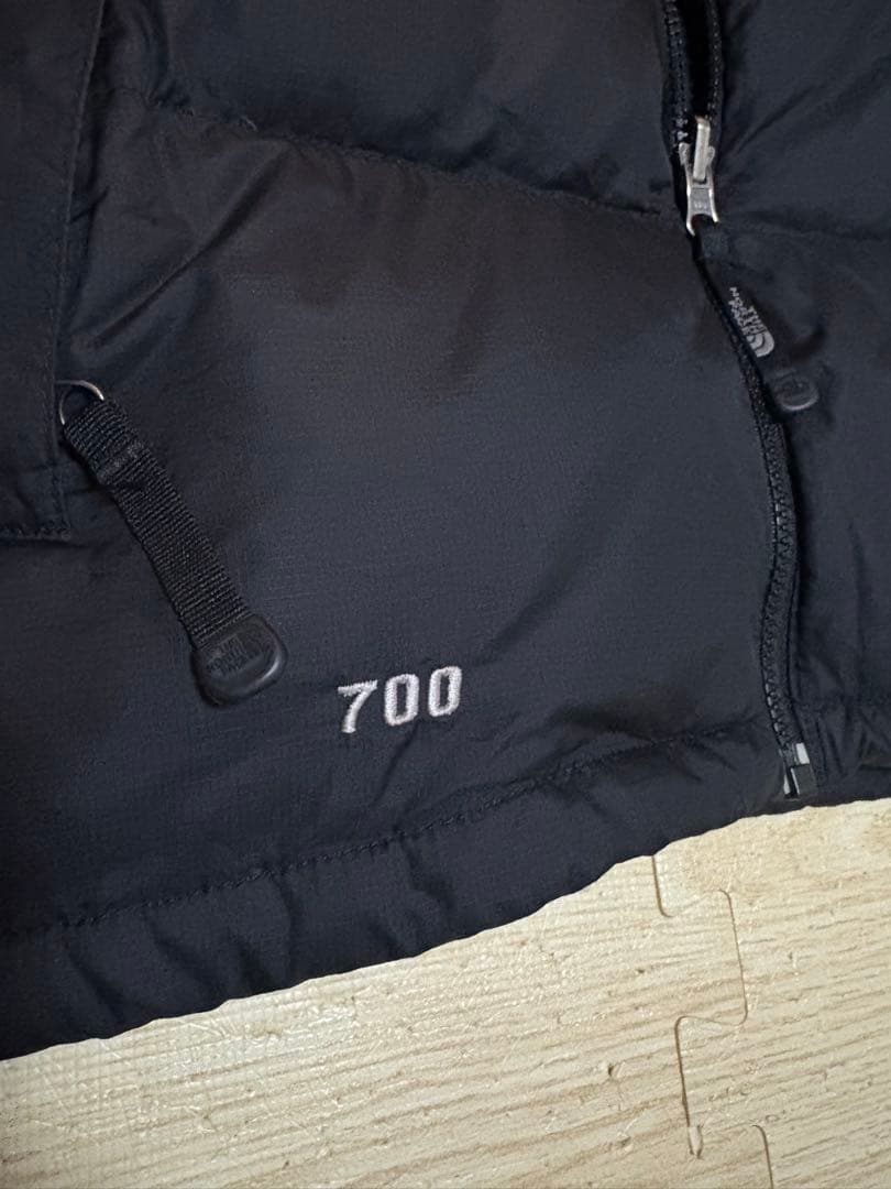 ノースフェイス ヌプシ ダウンベスト 700フィル センターロゴ 黒 S