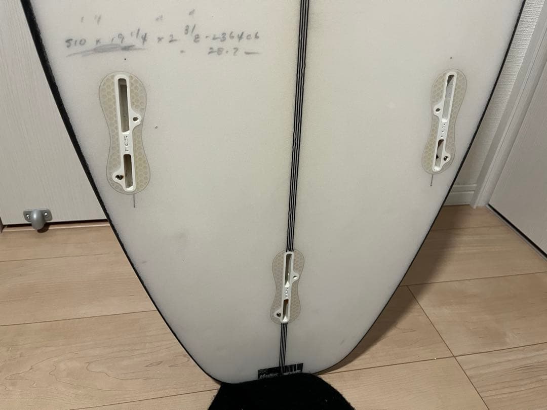 ショートボード JSモンスタボックス　MONSTABOX 5'10サーフボード