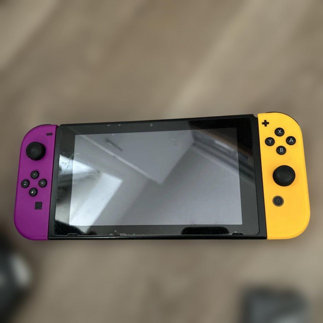 Nintendo Switch本体 、充電器、コントローラーその他