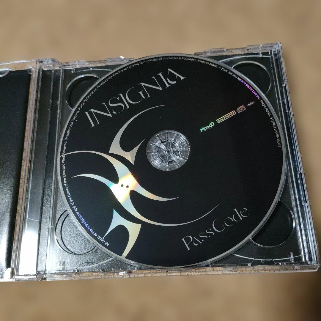 PassCode　/ INSIGNIA 初回限定盤