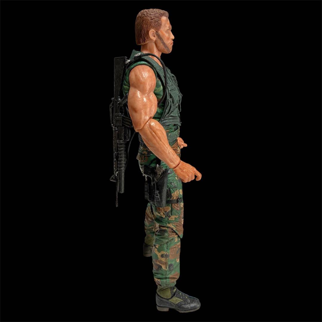 NECA ジャングルパトロールダッチ　フィギュア　シリーズ8