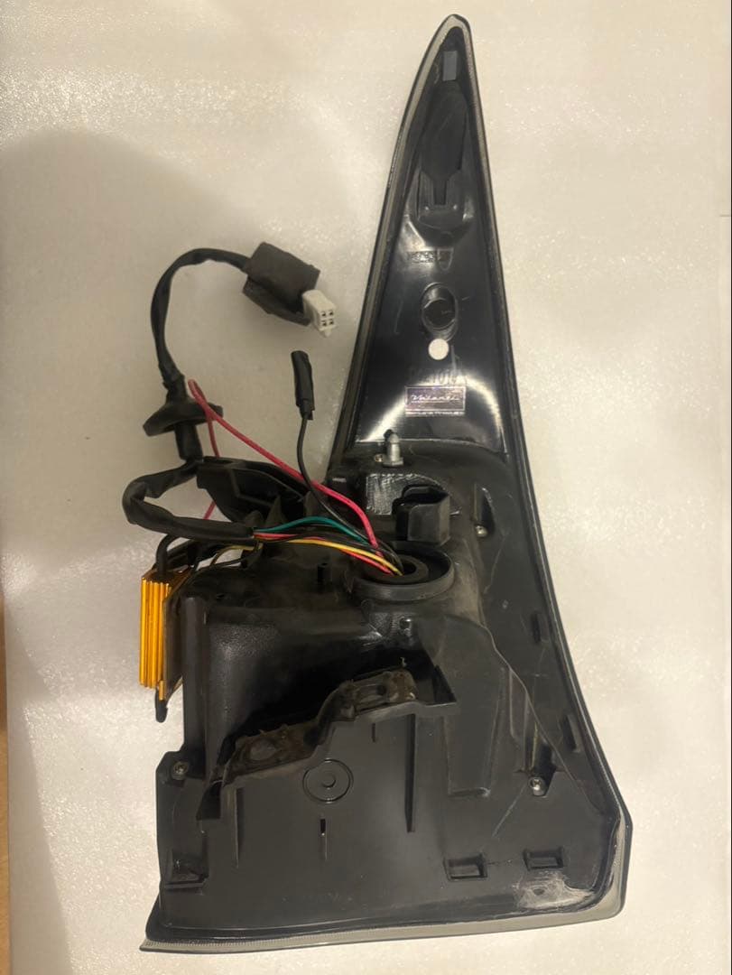 50プリウス　前期　ヴァレンティテールランプ　シーケンシャル　LEDテール