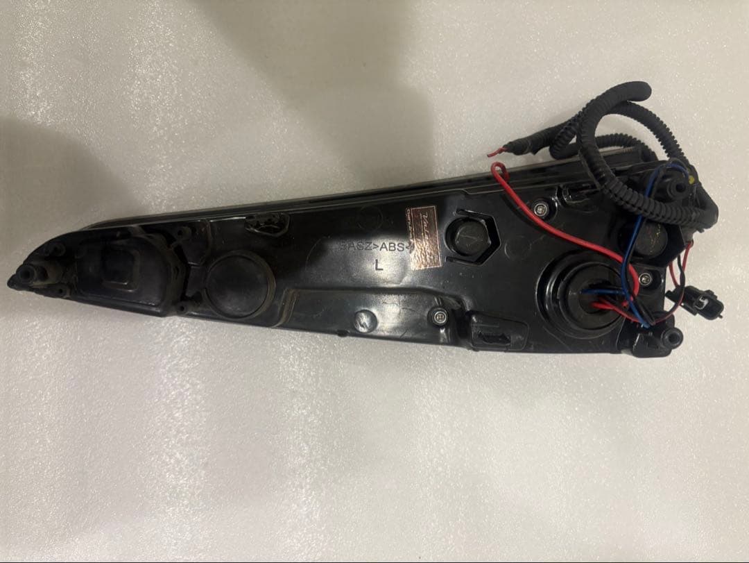50プリウス　前期　ヴァレンティテールランプ　シーケンシャル　LEDテール