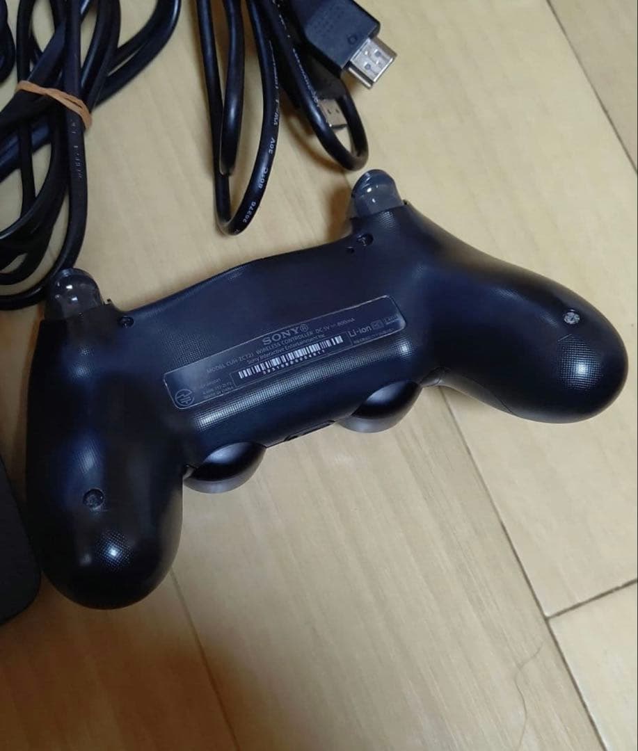 PlayStation4 ジェット・ブラック 本体 最新型番 CUH-2200