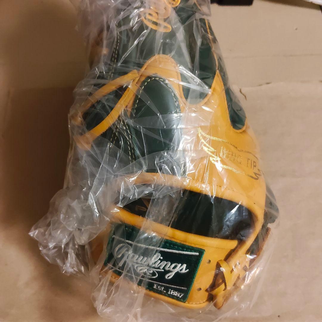 軟式用 グローブ Rawlings 左投げ　GR5HTMN55W　ボール付き