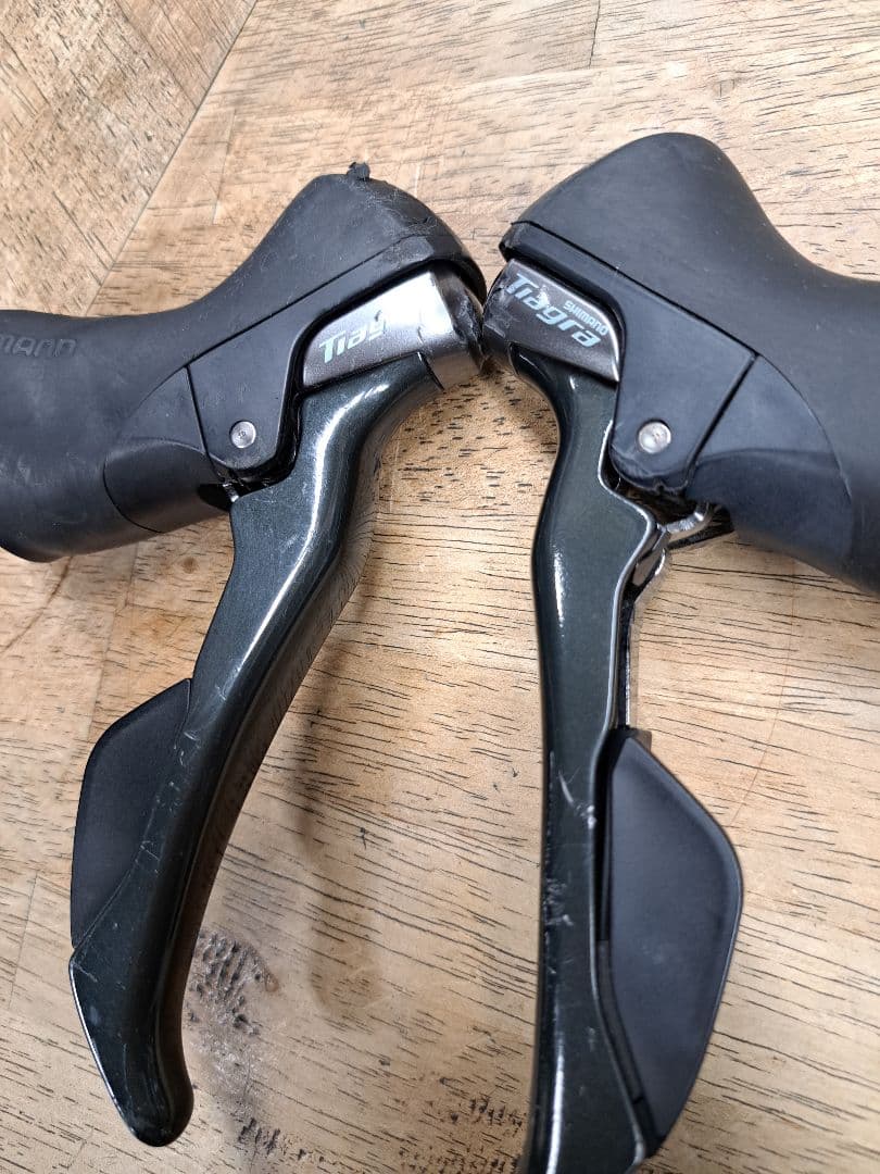 Shimano Tiagra シフター・レバー10X2速ST4700セット