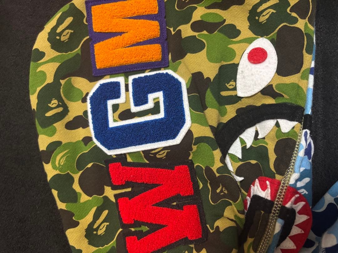 APEシャークパーカーL正規品