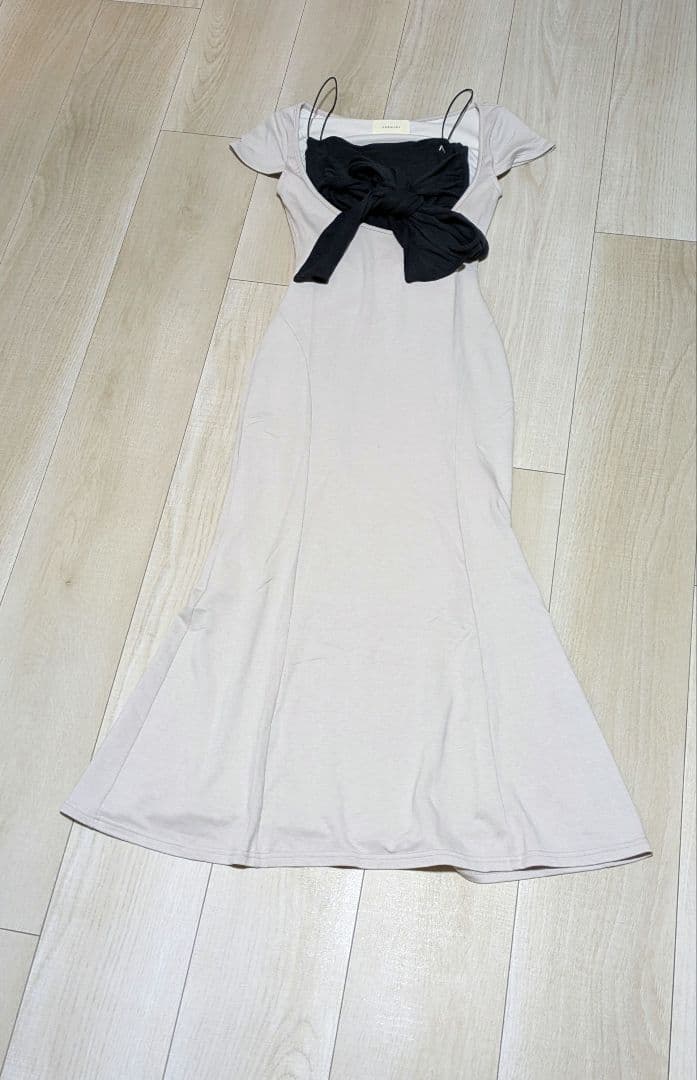 ワンピース andmary Lady like long dress beige