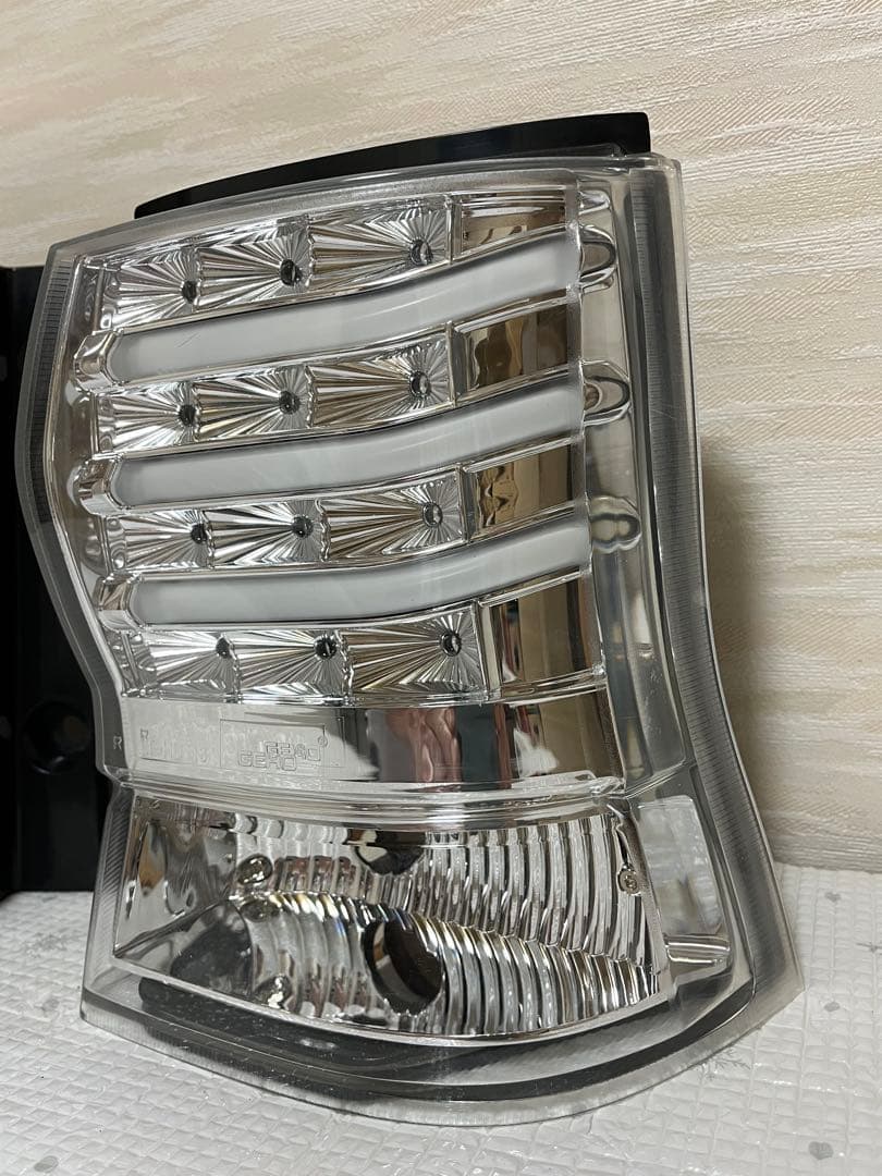 球切れ無し L375 タント LED テール