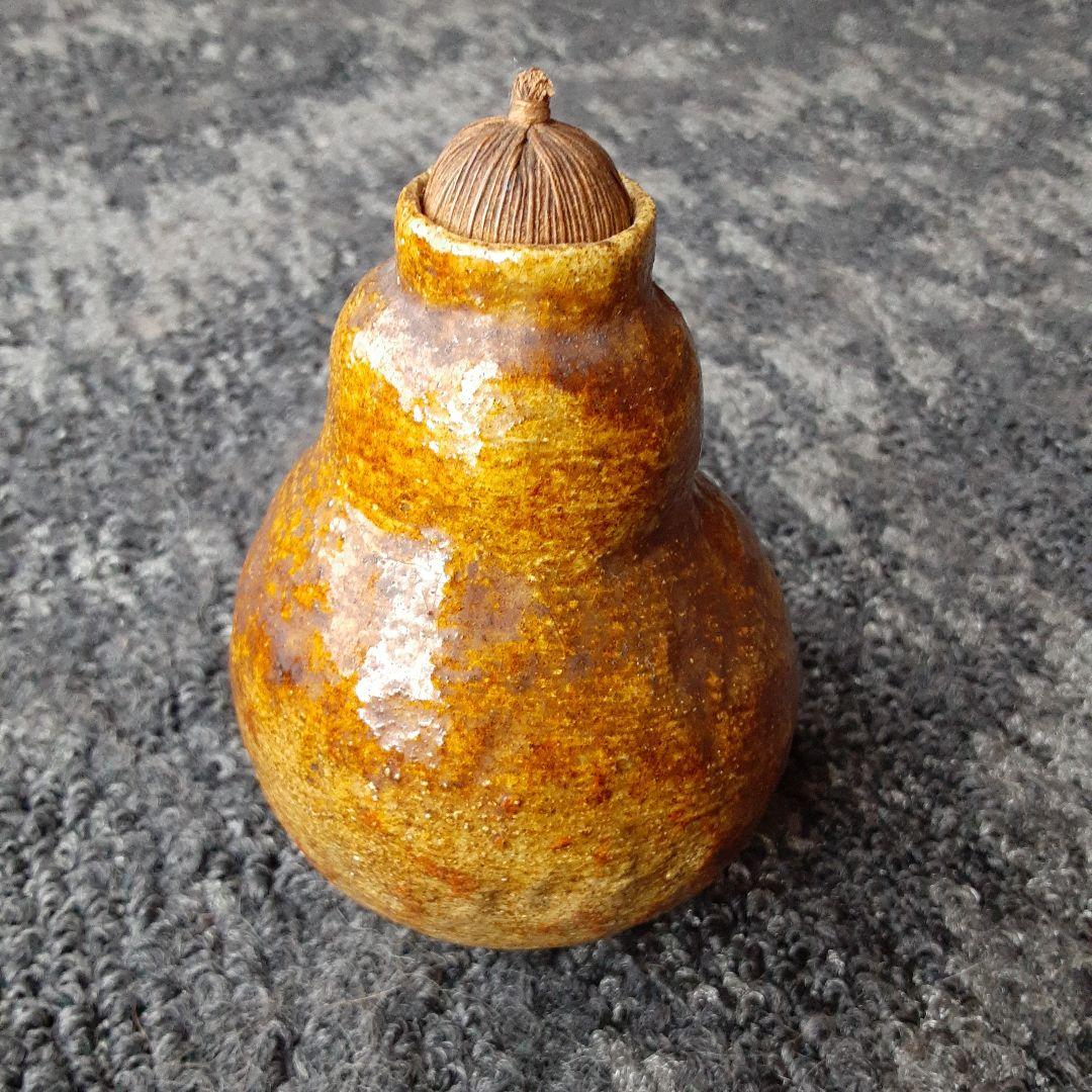 古い褐釉陶器振出/手製瓢箪茶入/茶華骨董道具/金平糖菓子鉢/唐津信楽黄瀬戸萬古焼