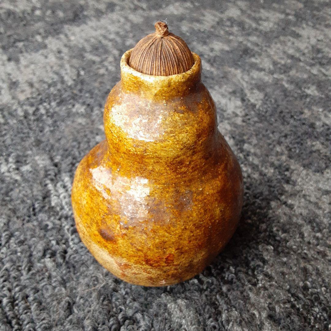 古い褐釉陶器振出/手製瓢箪茶入/茶華骨董道具/金平糖菓子鉢/唐津信楽黄瀬戸萬古焼