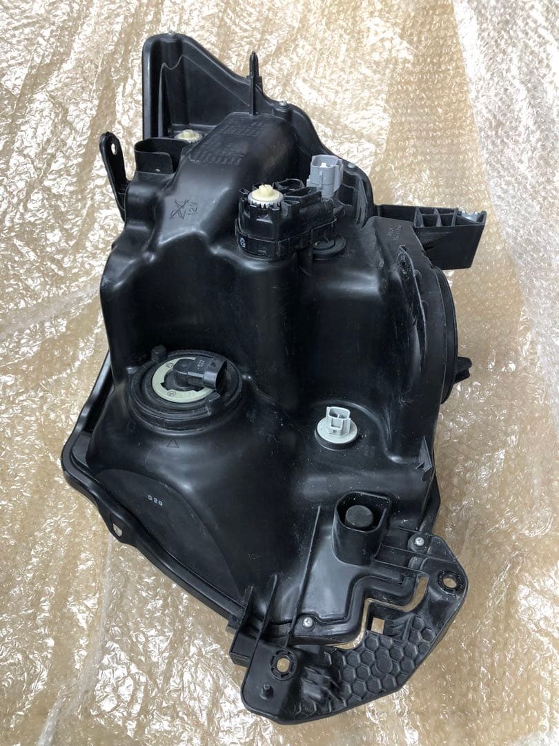 ダイハツ タント カスタム LA600S 純正 右 ヘッドライト 右側 即取付け