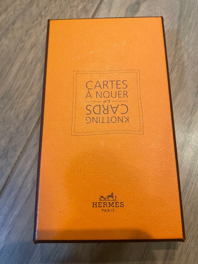 Hermès エルメス カレ90 アリスシャーリー　スカーフ