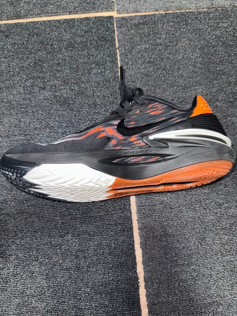 シューズ(男性用) Nike Zoom GT Cut 2