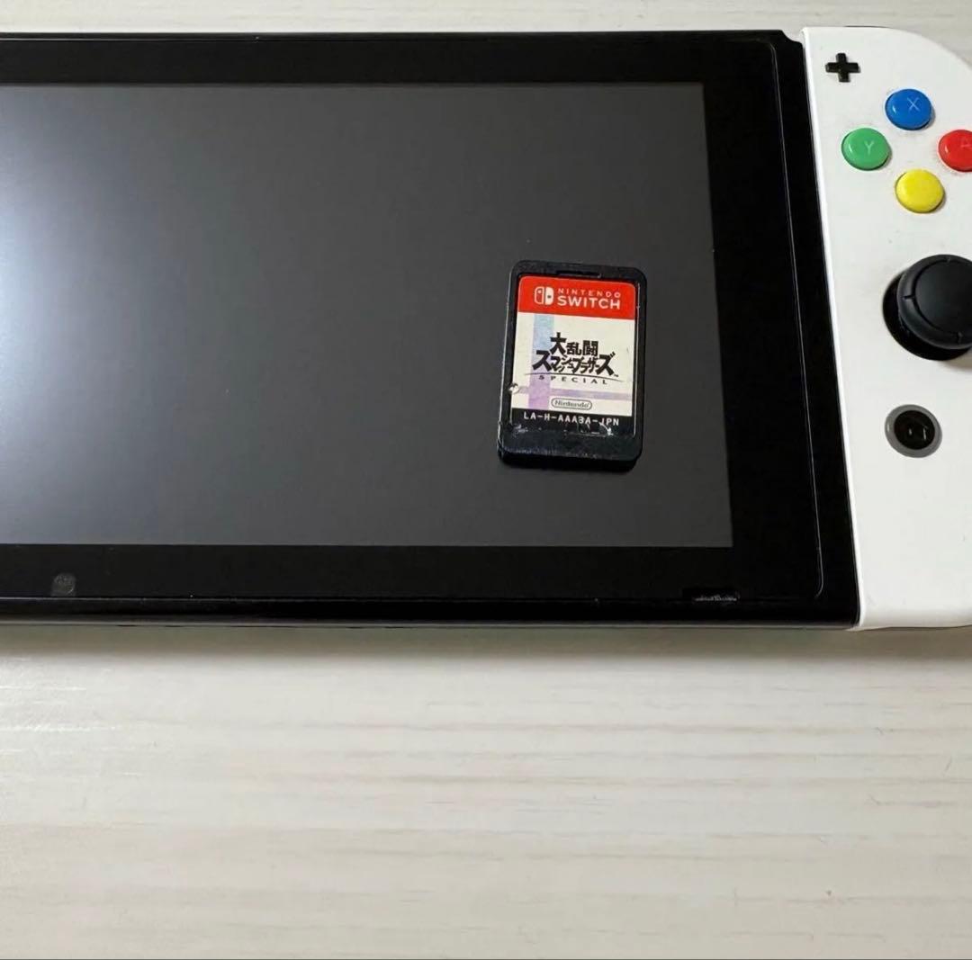 任天堂　Switch 本体　ジョイコン 大乱闘スマッシュブラザーズソフト