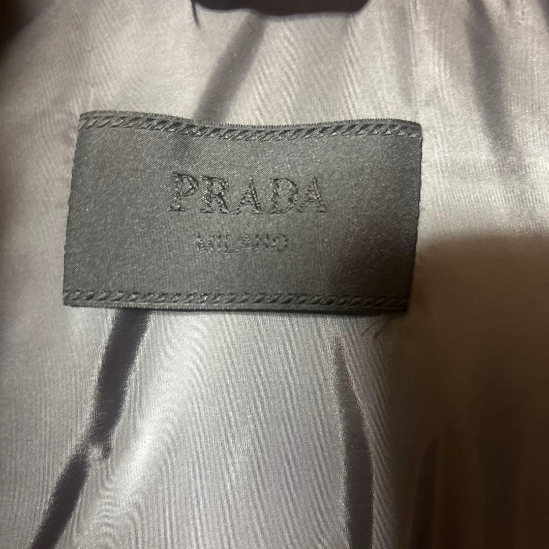 PRADAダウンベスト　ジッパーポケット付き　サイズ48