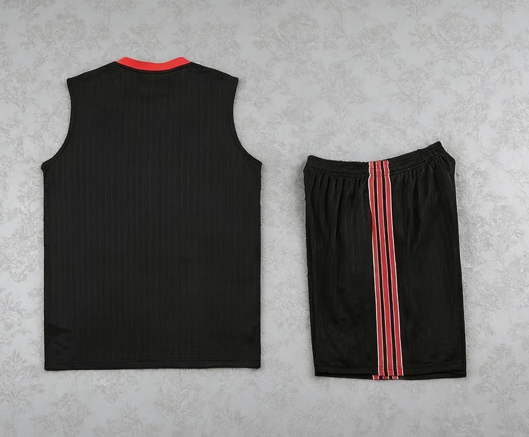 ブラックストライプノースリーブジャージセット