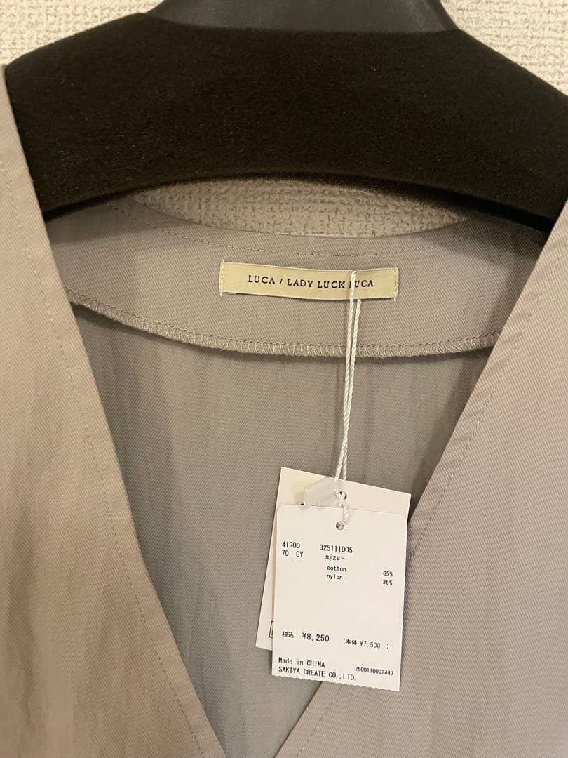 【新品】LUCA LADYLUCK LUCA Vネックベスト