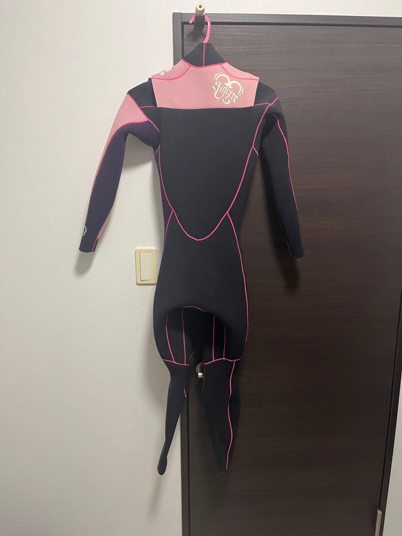 ウエットスーツ