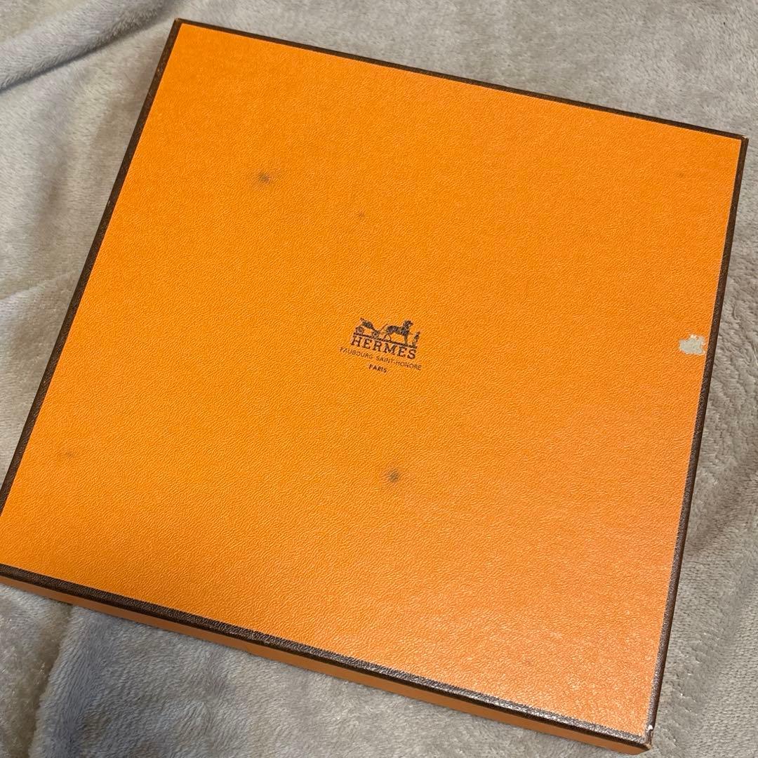 エルメス　スカーフ　HERMES