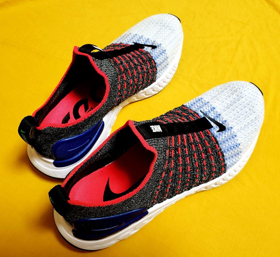 ナイキ NIKE エピックリアクトファントムフライニット　ランニングシューズ