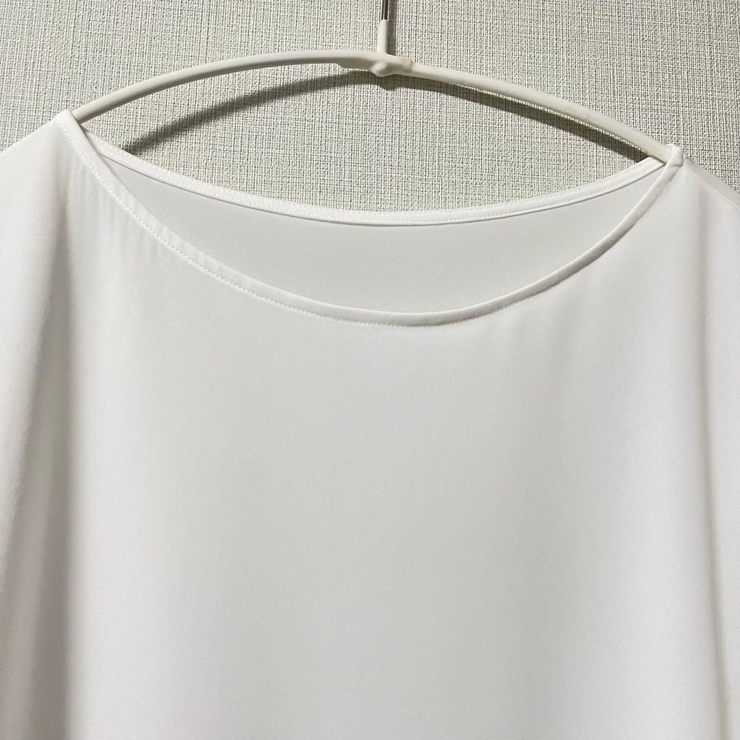 ガリャルダガランテ　ラウンドブラウスTシャツ　ホワイト　長袖　ロンT万能インナー
