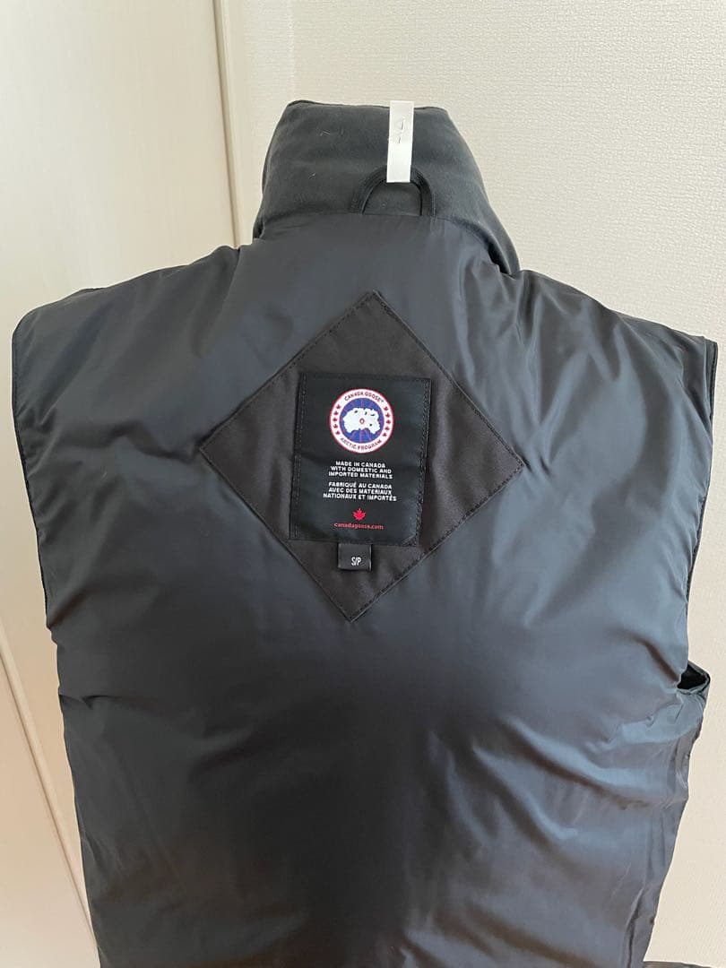 【美品】カナダグース☆ダウンベスト☆4151M ブラックS クリーニング済