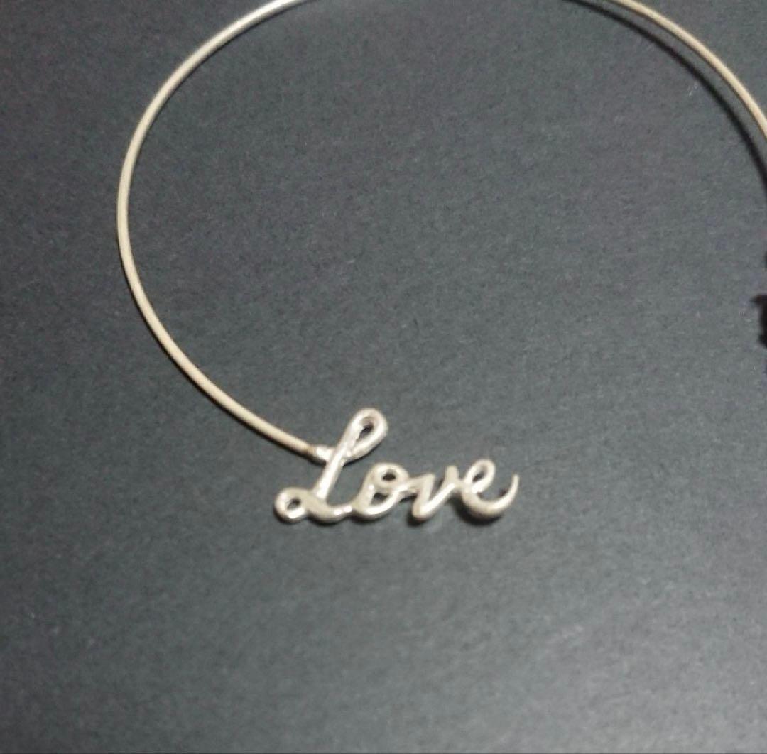 気まぐれ値下げ　極美品　e.m. イーエム　Love フープピアス