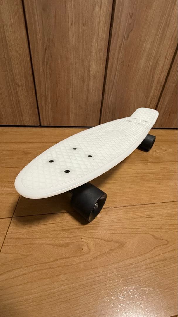 【美品】penny ペニースケートボード 22インチ 白