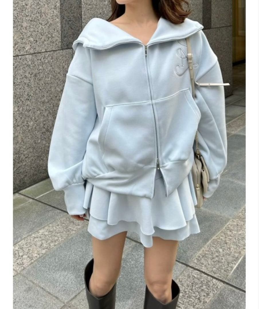 新品未使用未開封♡SNIDEL スナイデル エンブレムボンディングパーカー