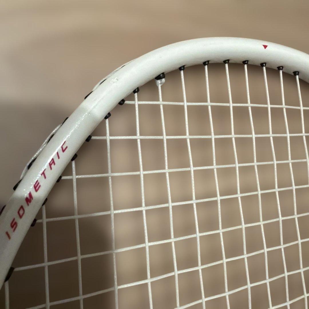 [美品]ヨネックスYONEX アストロクス33バドミントンラケット専用ケース付き