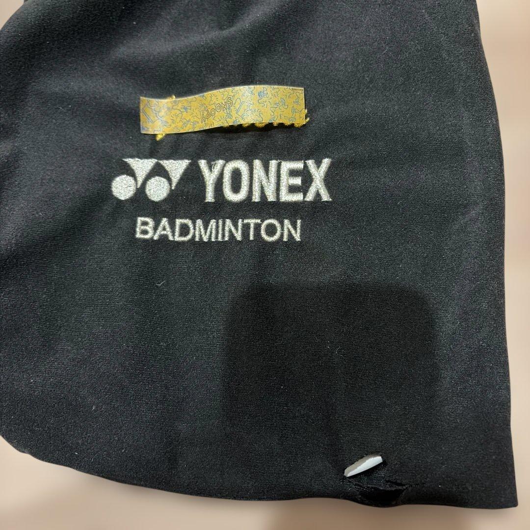 [美品]ヨネックスYONEX アストロクス33バドミントンラケット専用ケース付き