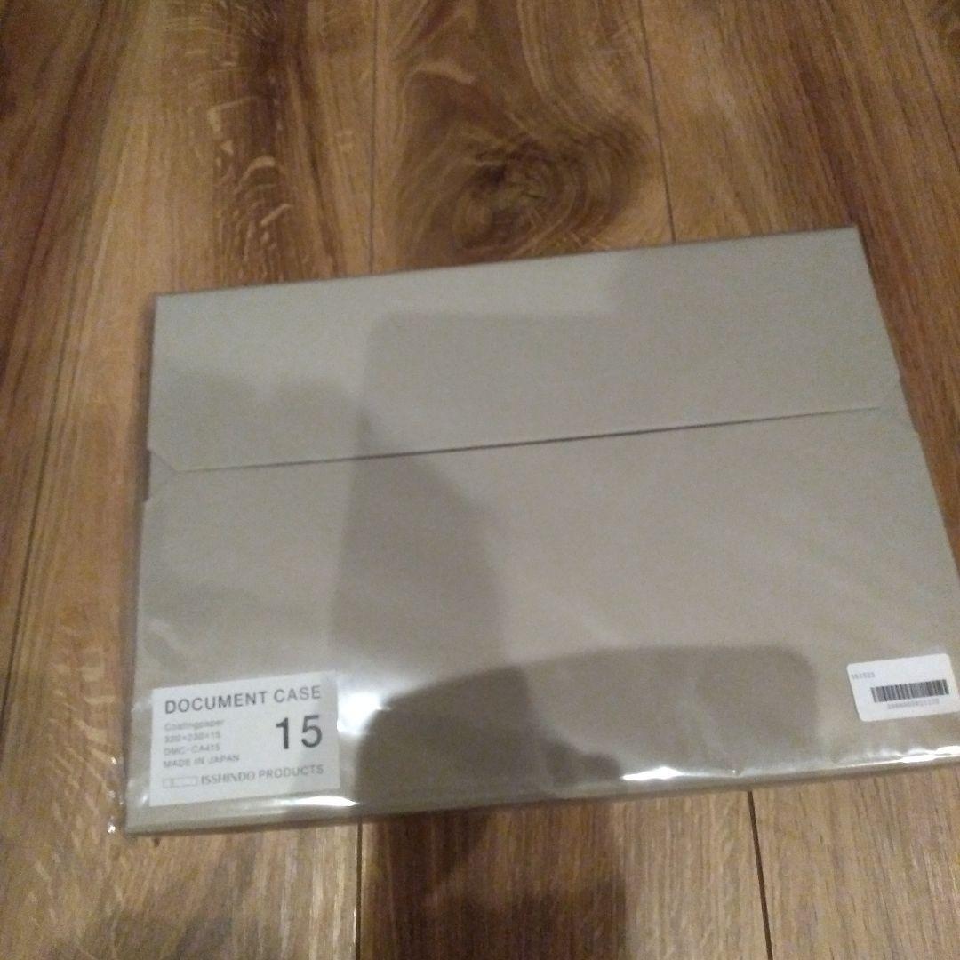 一新堂　DOCUMENT CASE