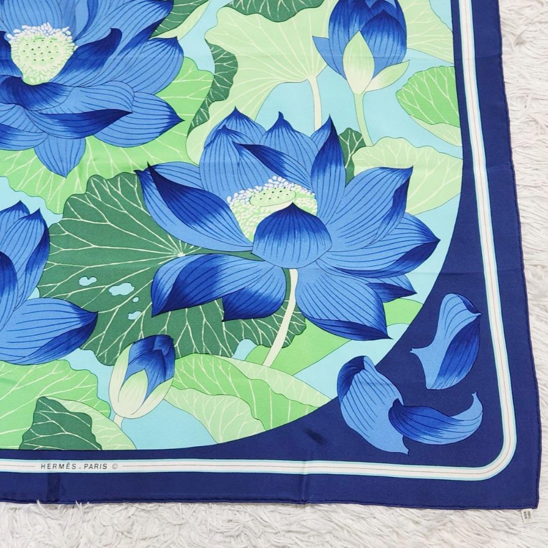 エルメス カレ90《蓮の花》大判スカーフ 花柄 ヴィンテージ タグ付き 極美品
