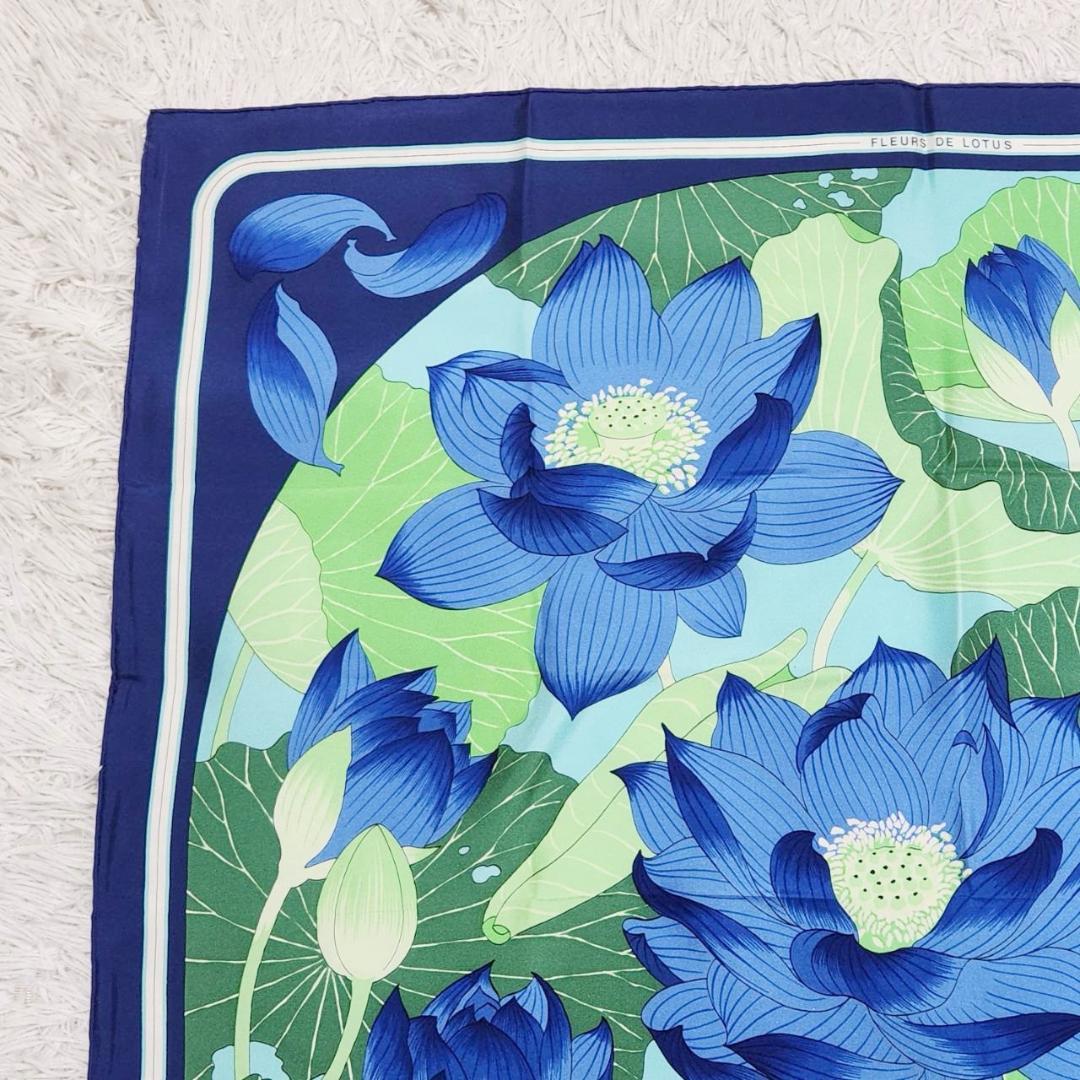 エルメス カレ90《蓮の花》大判スカーフ 花柄 ヴィンテージ タグ付き 極美品