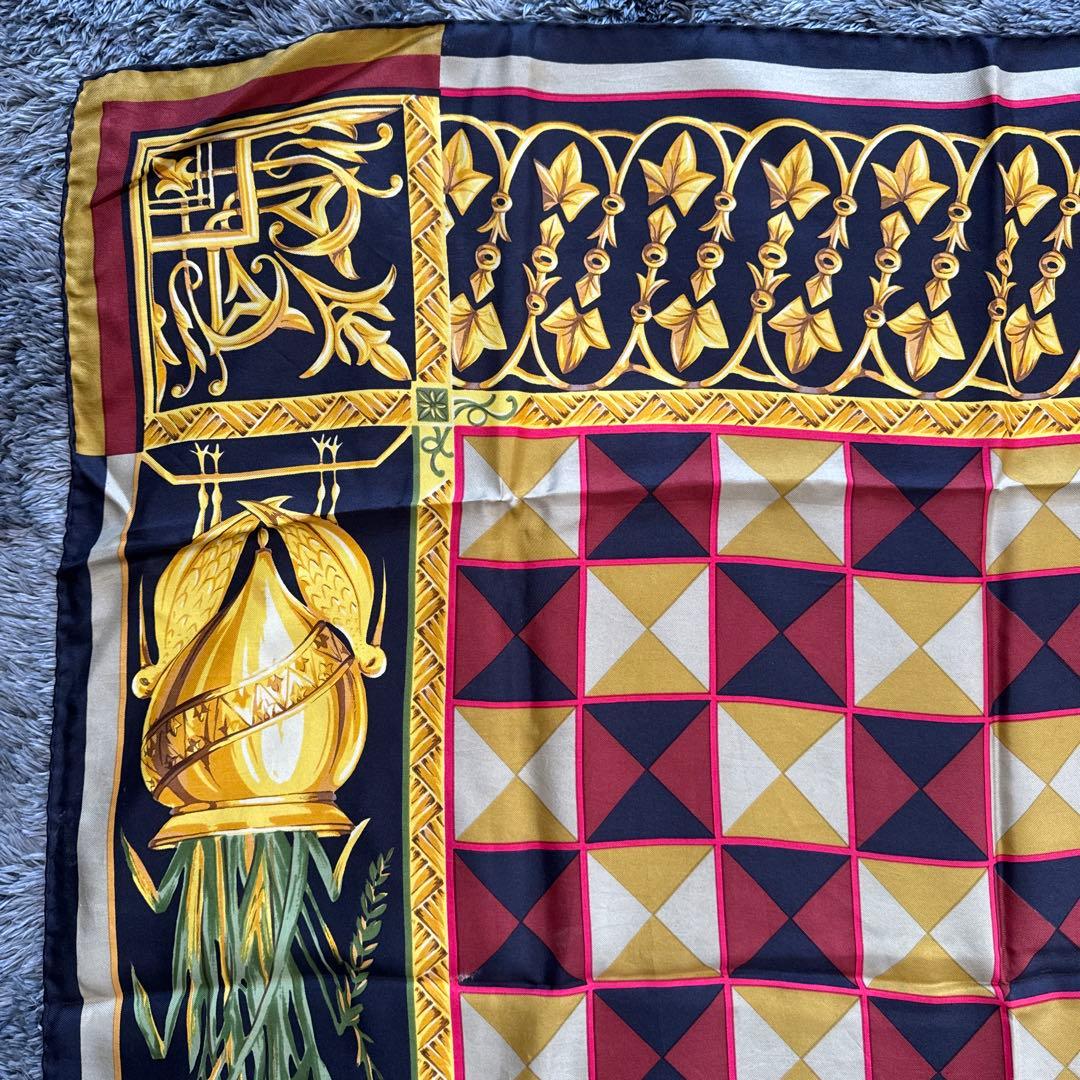 美品 GUCCI スカーフ