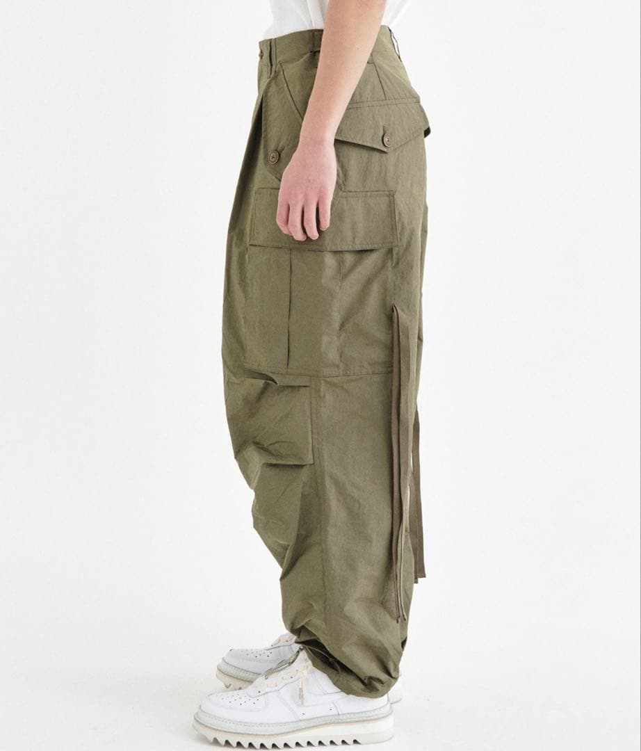 【美品】KHOKI 24ss ミリタリーワークパンツ カーキ