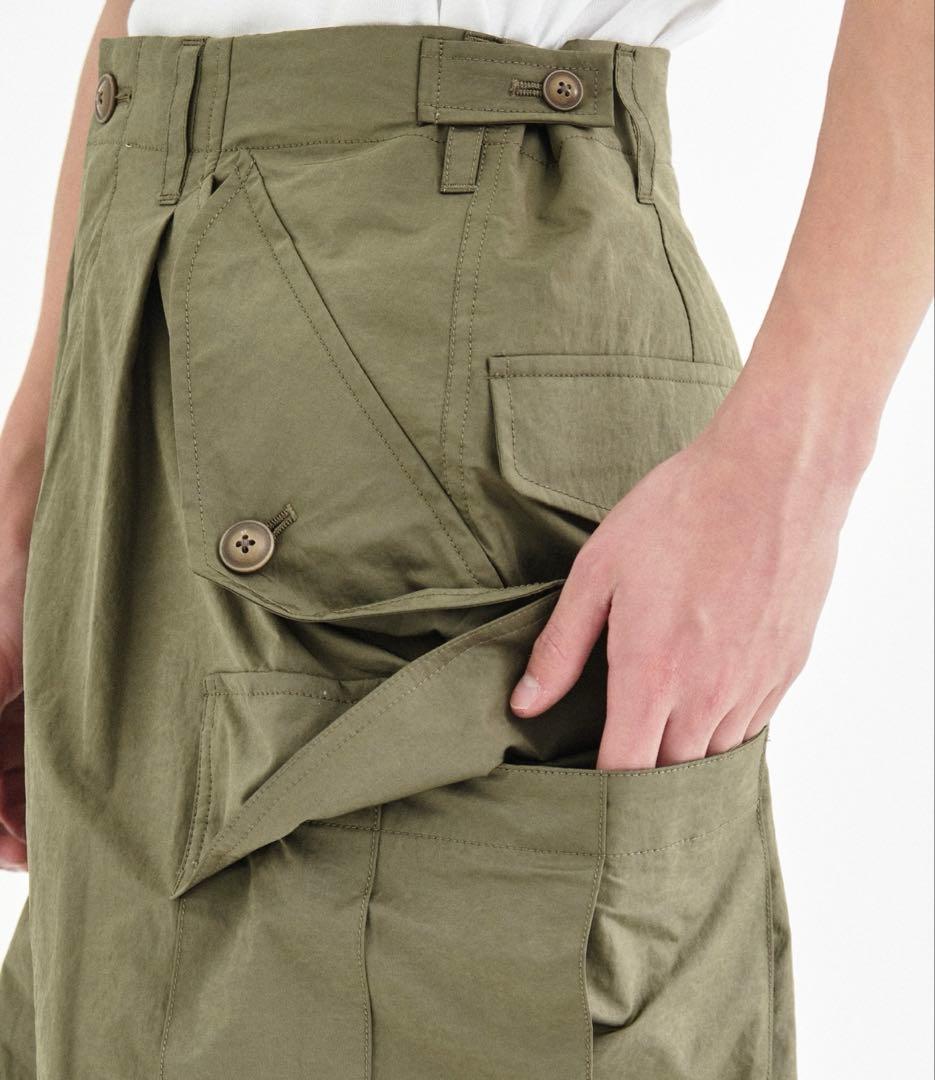 【美品】KHOKI 24ss ミリタリーワークパンツ カーキ