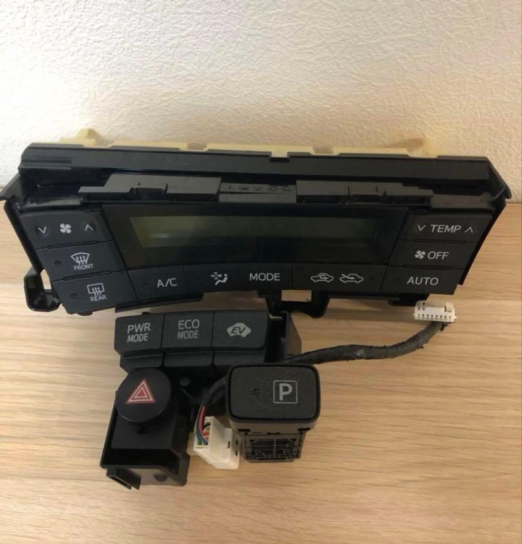 ZVW30 プリウス　前期　エアコンパネル　シフトパネル LED打ち替え済み l