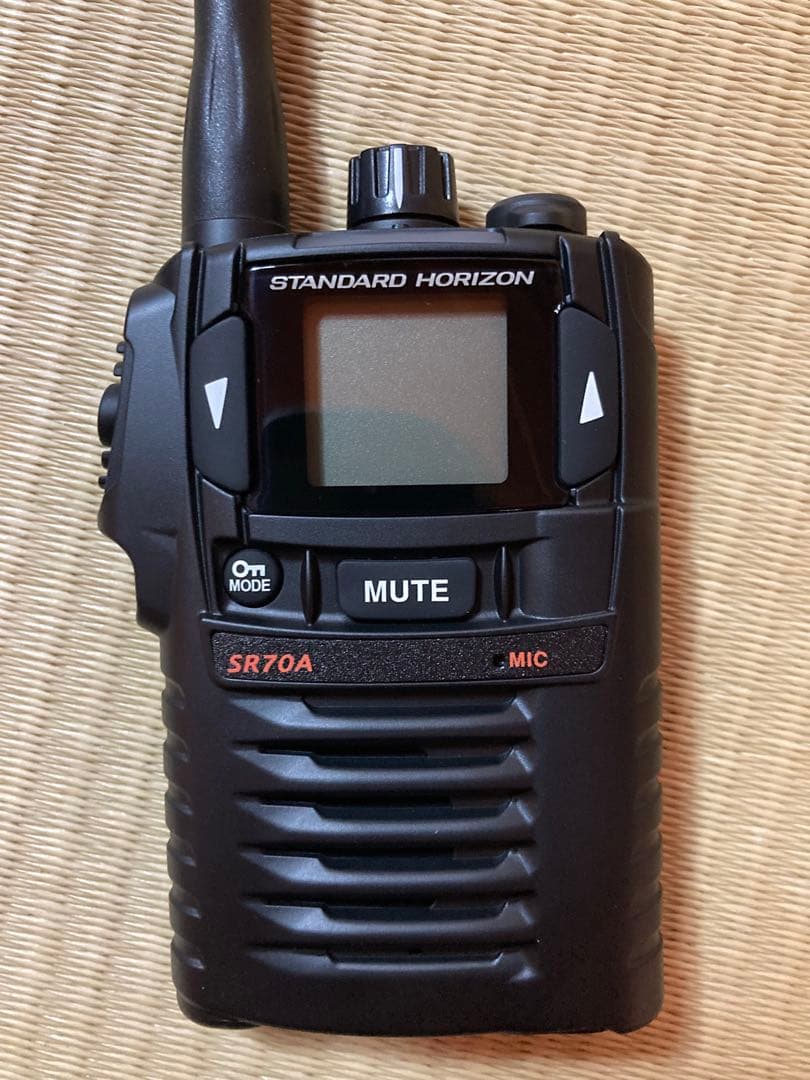 【値下げしました】STANDARD HORIZON SR70A トランシーバー