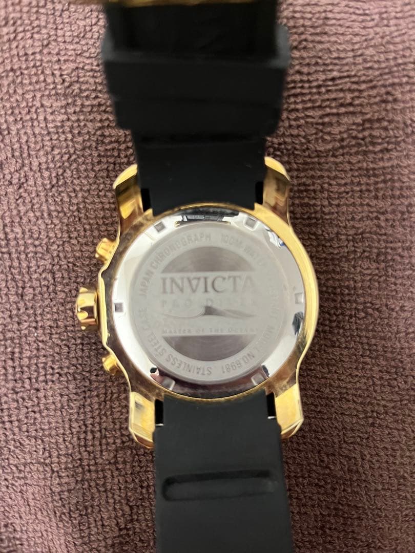 Invicta クロノグラフ 時計 ラバーベルト