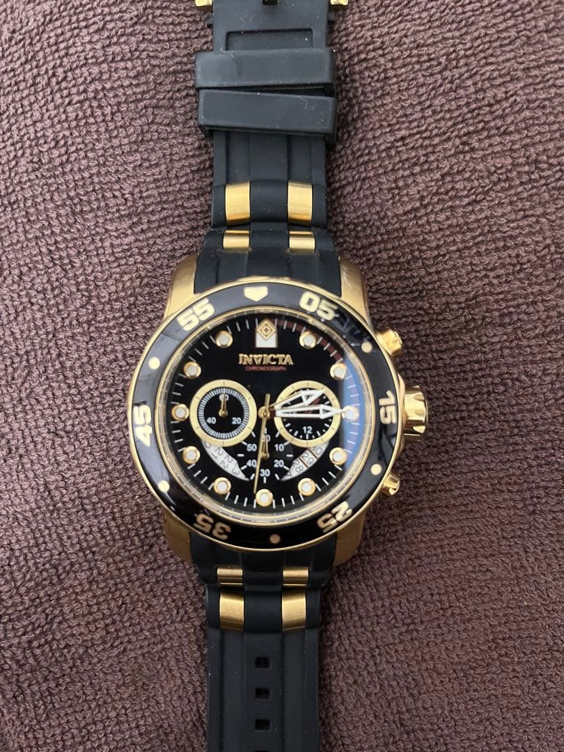 Invicta クロノグラフ 時計 ラバーベルト