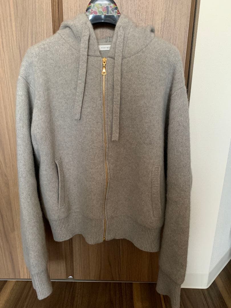 PINKY&DIANNE 美品　ヘアリーZIPニットパーカー
